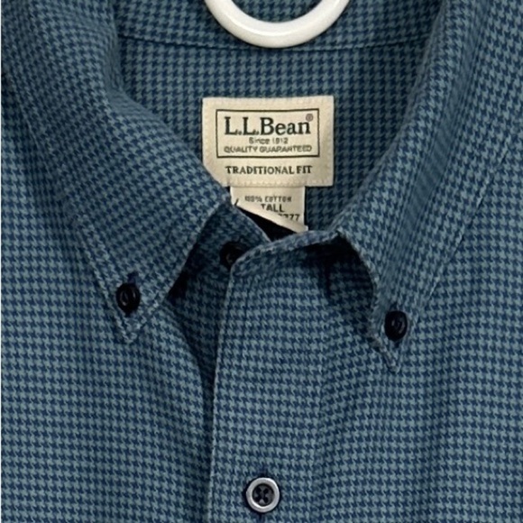 LL Bean men's flannel shirt, size Large Tall. Blue/green/navy houndstooth, fall - Picture 2 of 7